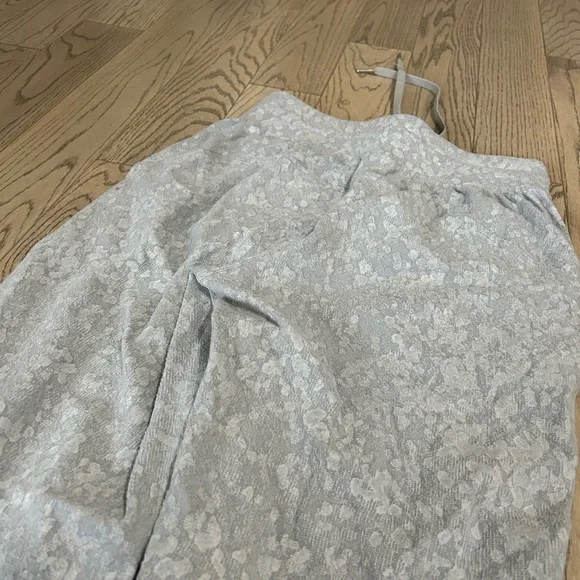 Lululemon jogger bundle - Picture 8 of 8